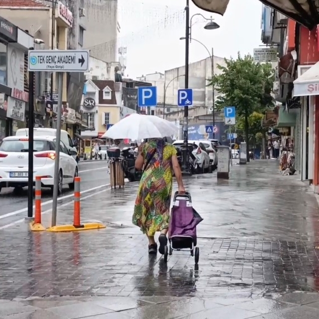 Tekirdağ'da yağmur etkili oldu