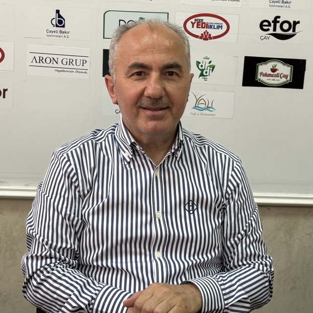 Rize Belediye Başkanı Metin, gazetecilerle bir araya geldi