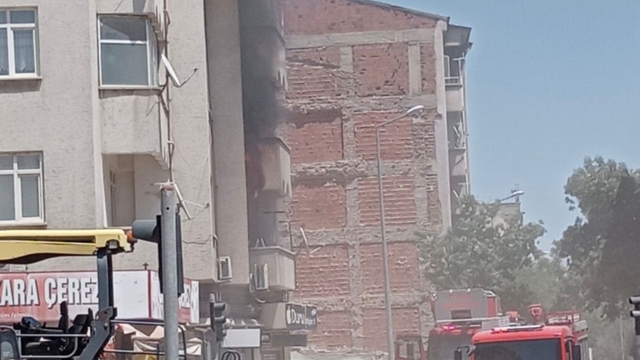 Elazığ'da ev yangını söndürüldü