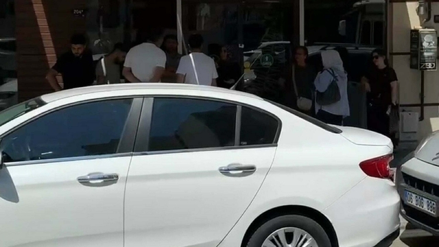 Aydın'da mobilya mağazasında müşterilerin dolandırıldığı iddiası