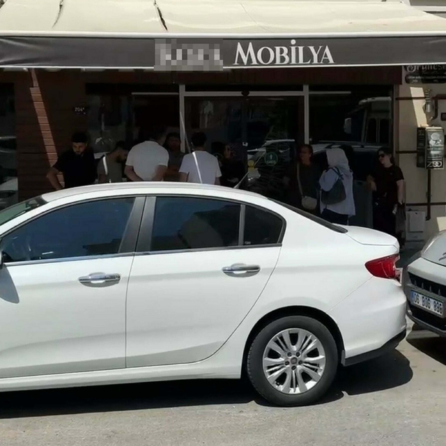 Aydın'da mobilya mağazasında müşterilerin dolandırıldığı iddiası