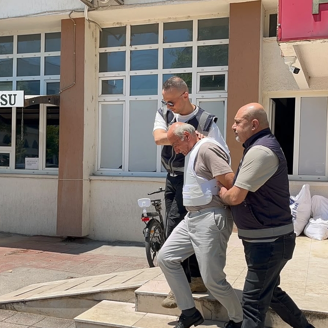 Ağabeyi, yengesi ve yeğenini öldüren şüpheli, tutuklandı