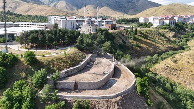 Bitlis'te yeni mesire alanı ve yürüyüş yolu yapılıyor