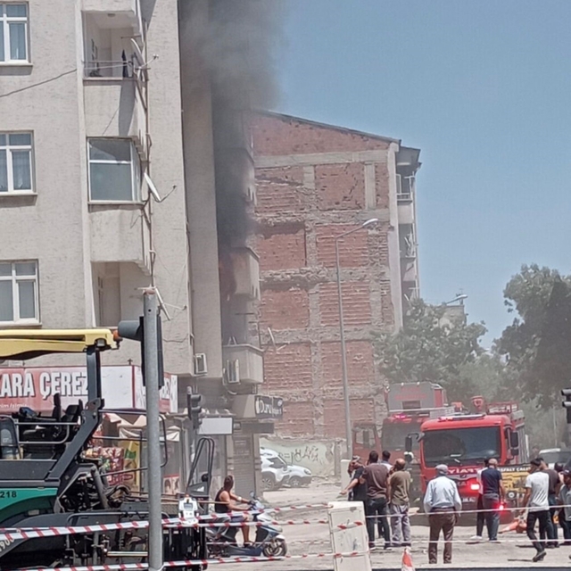 Elazığ'da ev yangını söndürüldü