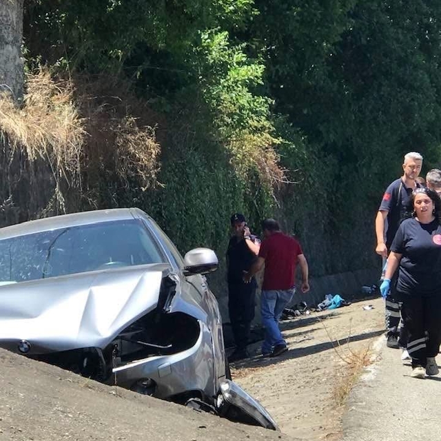 Giresun'da otomobil ile motosiklet çarpıştı: 1 ölü,3 yaralı
