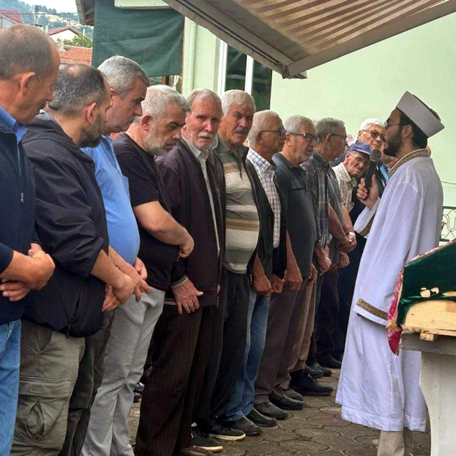 Eski eşi ve kızını öldürüp yaşamına son verdi (2)