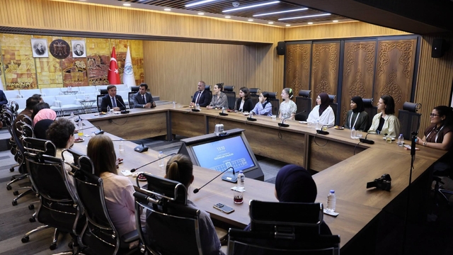 13 ülkeden gelen öğrenciler Erzincan'da Türkçe ve Türk kültürüyle buluşuyor