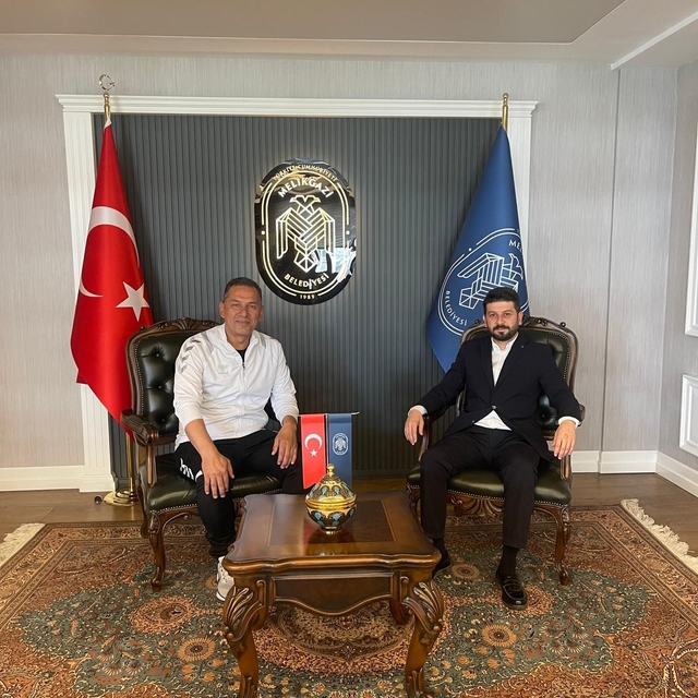 Kocasinan Şimşekspor, Rasim Aykurt ile yeniden anlaştı
