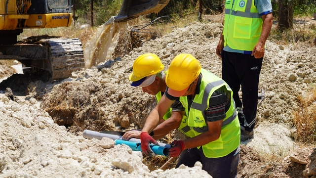 Seydikemer Gölbent'te İçme Suyu Altyapısı yenileniyor