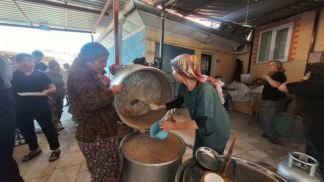 Sarıgöl'de iki asırlık aşure geleneği