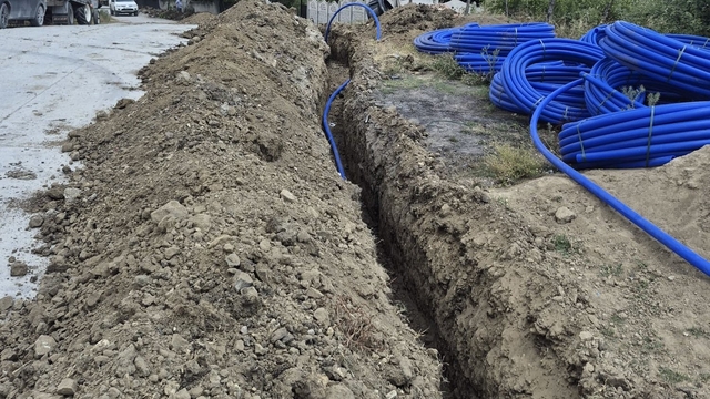 Düzce'de köylerde isale hattı çalışmaları sürüyor
