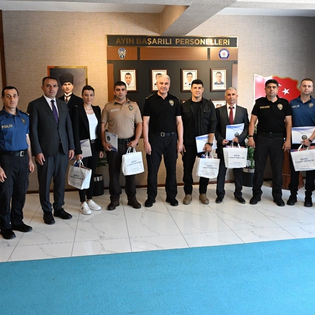 Başarılı Polisler ödüllendirildi