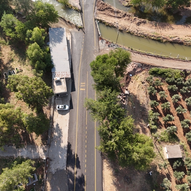 Kırıkhan'da bağlantı yollarına 1,4 kilometrelik asfalt