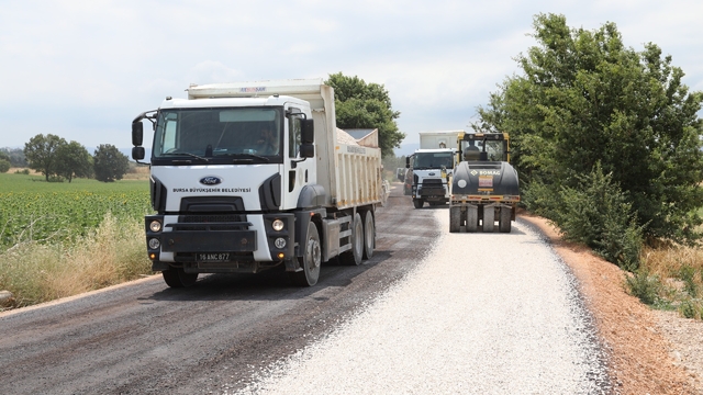 Büyükşehir, Nilüer'de yolları yeniliyor
