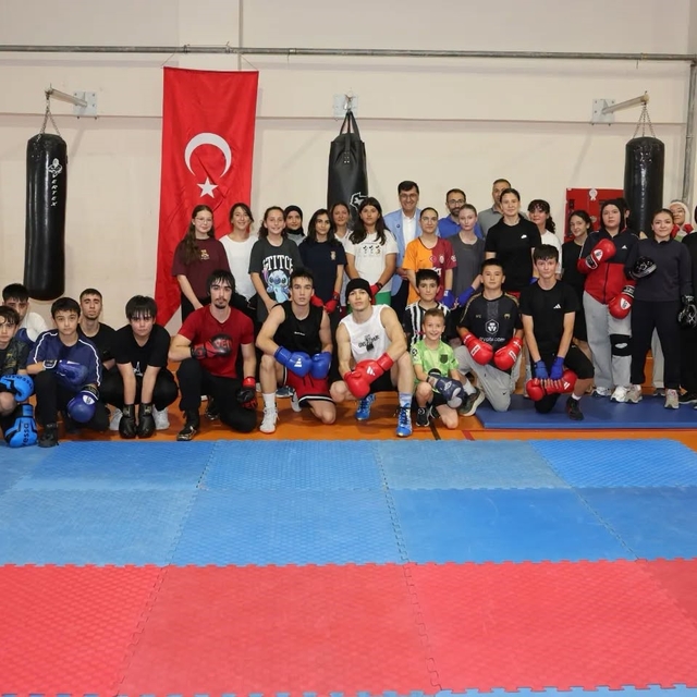 Başkan Kahveci: "Gençlerimizin sportif gelişiminin yanındayız"