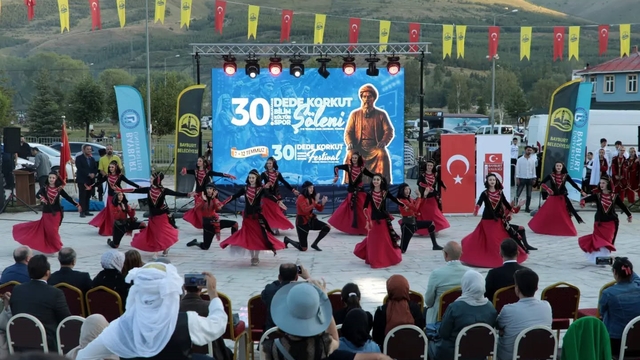 Şölen coşkusu Yeni Şehir Parkı'na taşındı