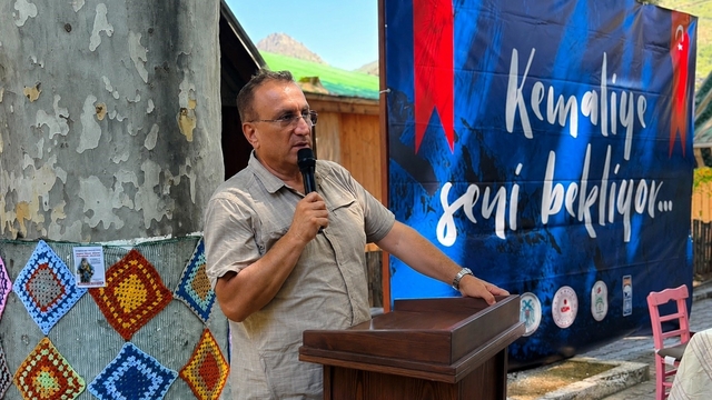 11 yıllık bekleyiş: Sırat on Fırat Projesi tamamlanmayı bekliyor
KEMAV Başkanı Çelikmen'den "Sırat on Fırat" projesine destek çağrısı