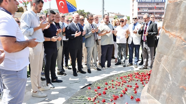 Srebrenitsa Soykırımı kurbanları, Menemen'de anıldı