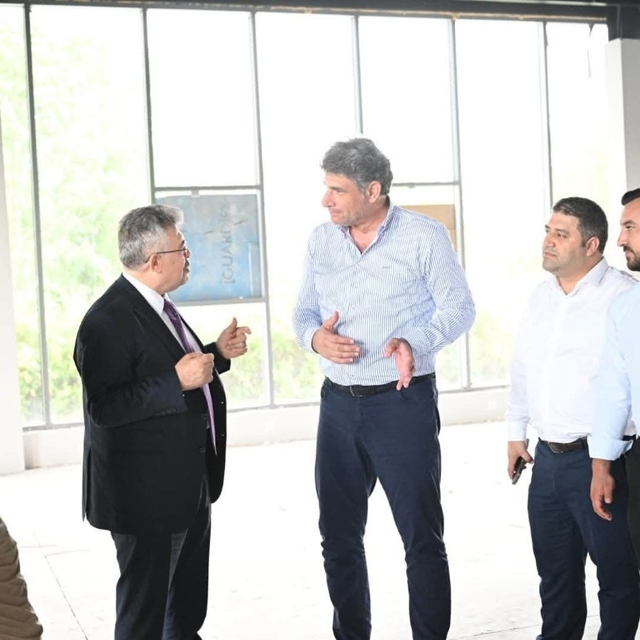 Kartepe'ye modern spor salonu yükseliyor