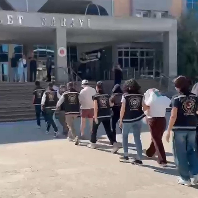 Üniversitelileri fuhşa teşvik eden 6 şüpheli gözaltına alındı