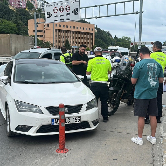 Samsun'da maddi hasarlı trafik kazası