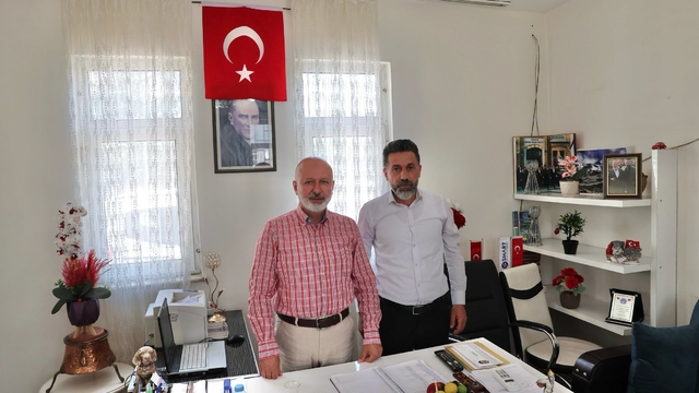 Başkan Çolakbayrakdar: "Yerinde tespit ediyor, çözümleri birlikte üretiyoruz"