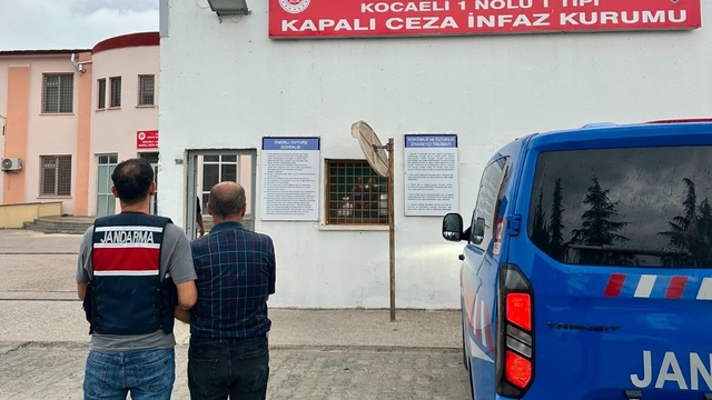 Kocaeli'de aranan 2 hükümlü JASAT operasyonuyla yakalandı