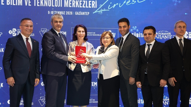 Gaziantep Büyükşehir ev sahipliğinde 5'inci Türkiye Bilim ve Teknoloji Merkezleri Zirvesi düzenlendi
