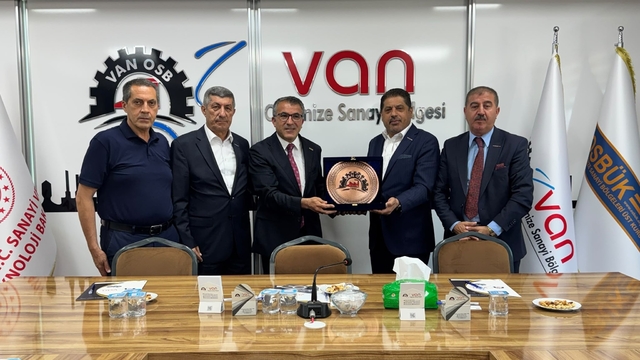 İş dünyası Van OSB'de buluştu: Bölgesel kalkınma ve ulaşım ağları masaya yatırıldı