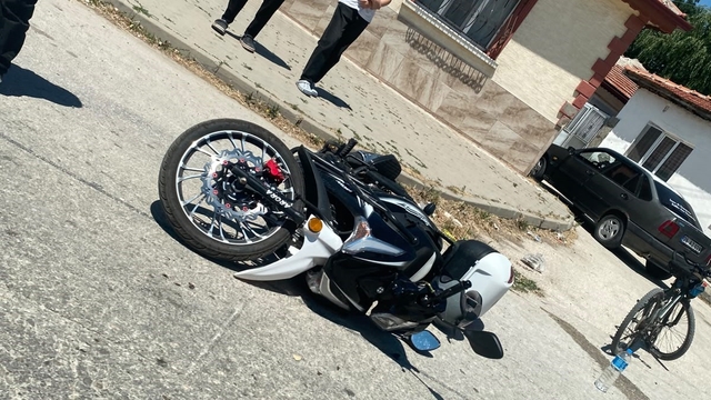 Panelvan araç ile motosiklet çarpıştı: 1 yaralı
Sokak kesişiminde meydana gelen kazada motosiklet sürücüsü hafif yaralandı