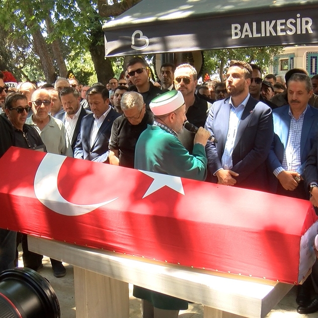 TBMM Başkanı Kurtulmuş, Bandırma'da cenaze törenine katıldı