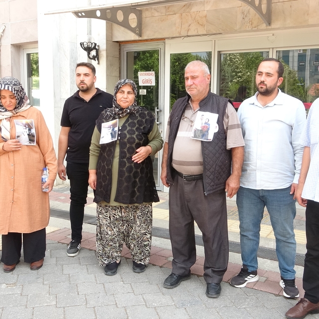 Nişanlı çiftin ölümüyle sonuçlanan kazayla ilgili davada sürücünün serbest...