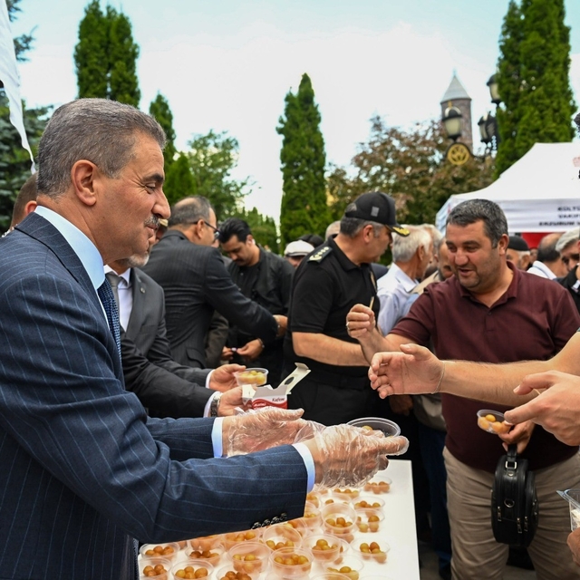15 Temmuz Şehitleri Lalapaşa Camii'nde dualarla anıldı