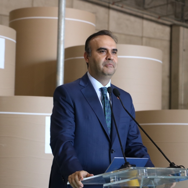 Bakan Kacır: "Türkiye, Çin'den sonra en güçlü ihracatçı ülkelerden biri"