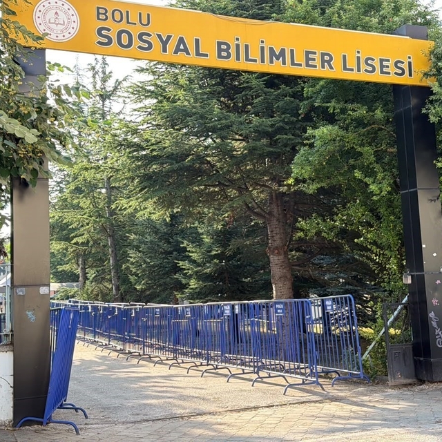 Bolu Belediyesi'ndeki 'rüşvet ve irtikap' davasında ara karar bekleniyor
Su...