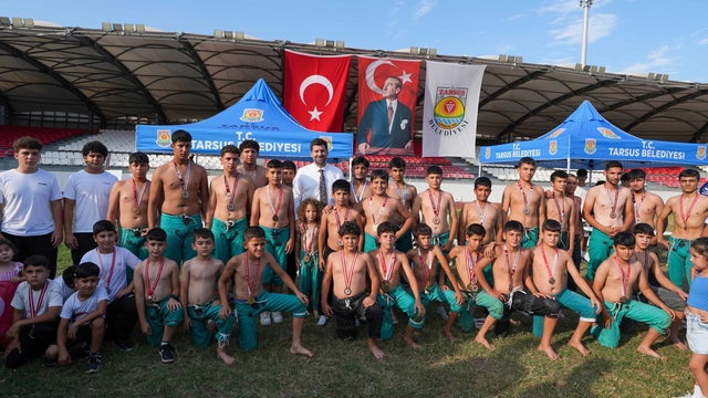 Tarsus Gelecek Spor Kulübü'nde yaz kursları başladı