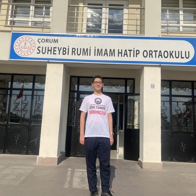 LGS'de Türkiye birincisi olan öğrenci: "Sıkı ve dengeli bir şekilde çalışma...
