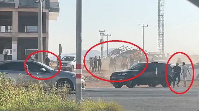 Diyarbakır'da taşlı, sopalı kavga kamerada: 2 yaralı