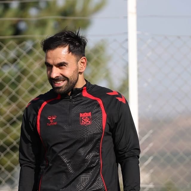 Murat Paluli, 1 yıl daha Sivasspor'da
