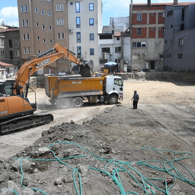 Mimar Sinan Katlı Otopark yapım çalışmaları başladı
