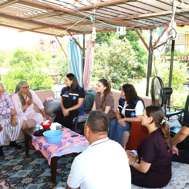 Aksu Belediyesinden vatandaşlara sosyal destek ve sağlık hizmeti