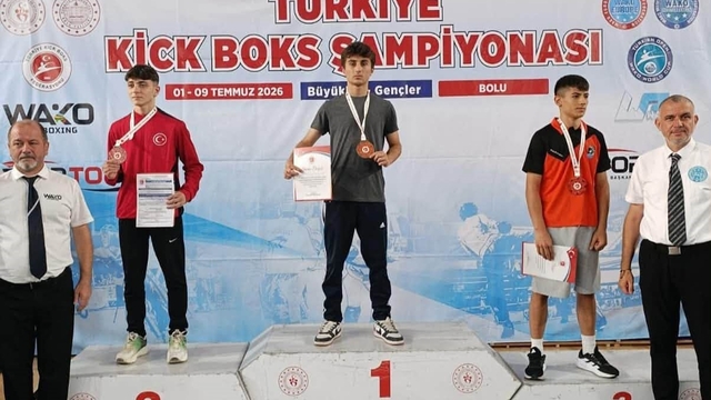 Erzincanlı Kick Boksçulardan Türkiye Şampiyonası'nda başarı