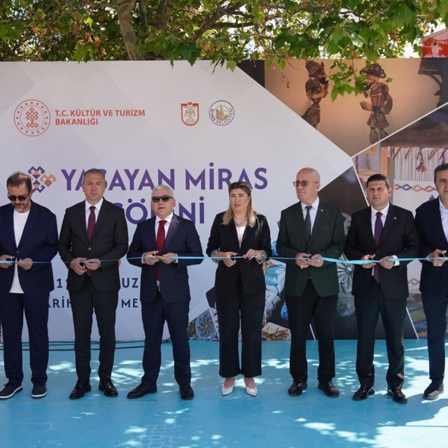 Sivas Yaşayan Miras Şöleni coşkusuyla başladı