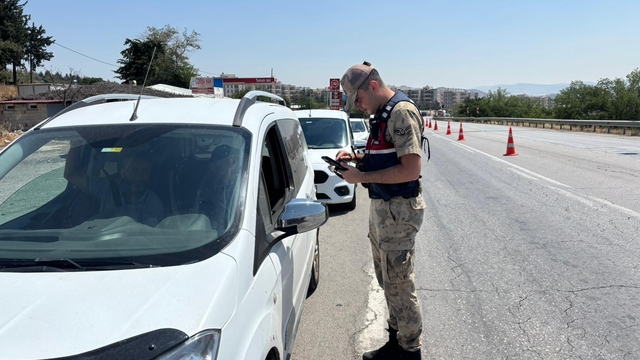 Gaziantep'te 25 aranan şahıs yakalandı