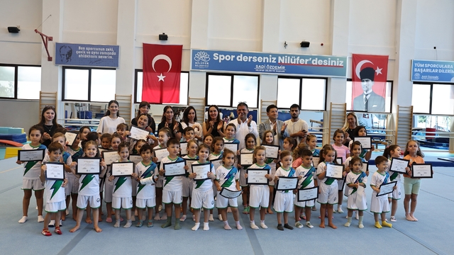 Yaz Spor Okulları'nda ilk dönem tamamlandı