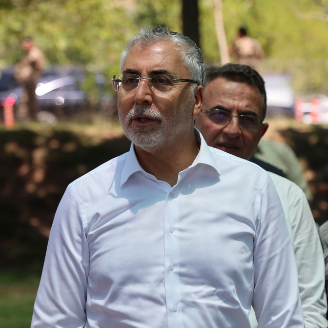 Çalışma ve Sosyal Güvenlik Bakanı Işıkhan: "İşgücü Uyum Programı kapsamında...