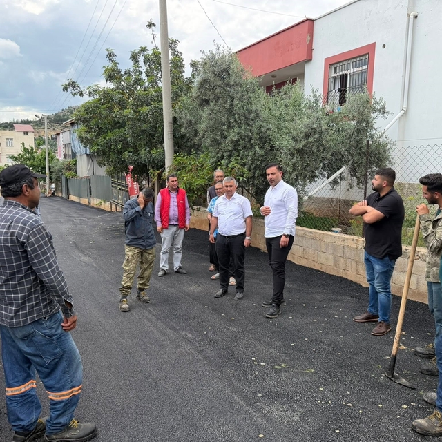 Kozan'da yol çalışmalarına hız verildi