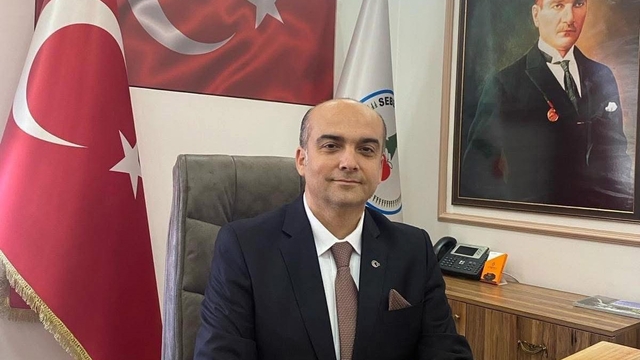 Seben Belediye Başkanı Uygar Oturakdaş, CHP'den istifa etti