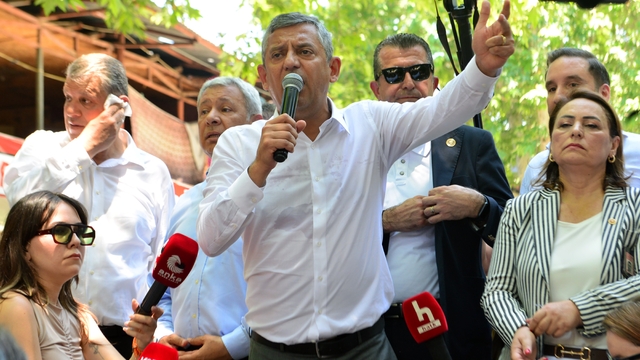 Özgür Özel: "Ya bir yol bulacağız ya bir yol açacağız"