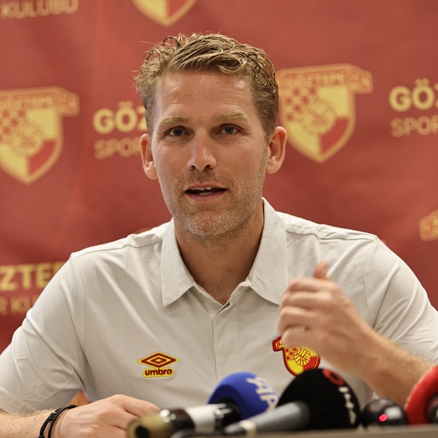 Rasmus Ankersen: "Yabancı kuralından memnunum"
Göztepe Başkanı Rasmus Anker...